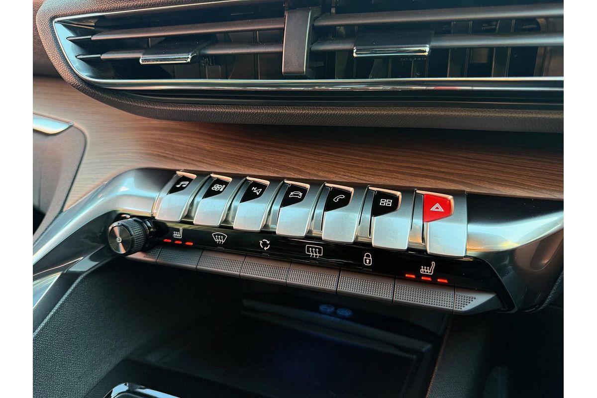 2023 Peugeot 5008 GT Sport P87
