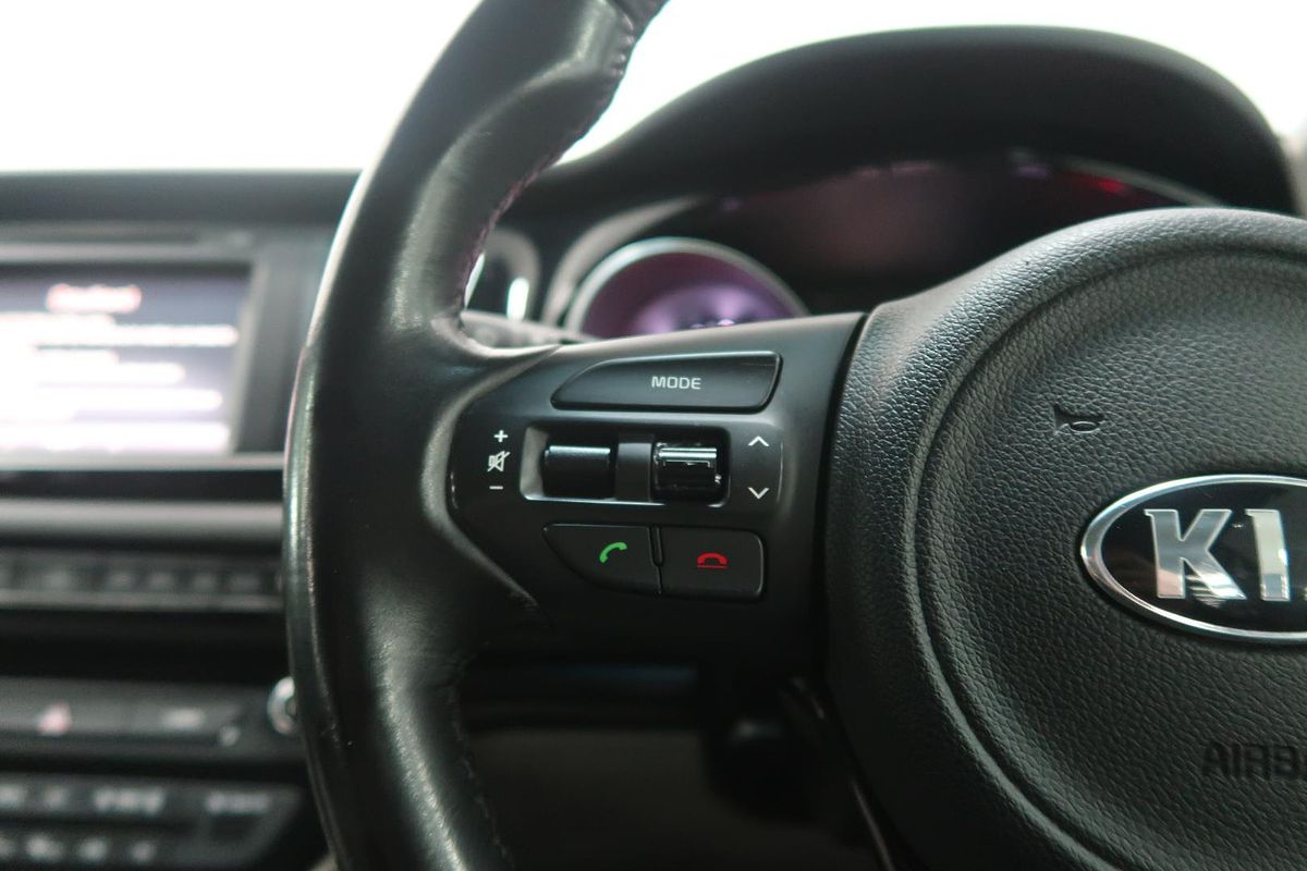 2015 Kia Carnival SLi YP