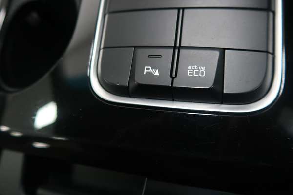 2015 Kia Carnival SLi YP