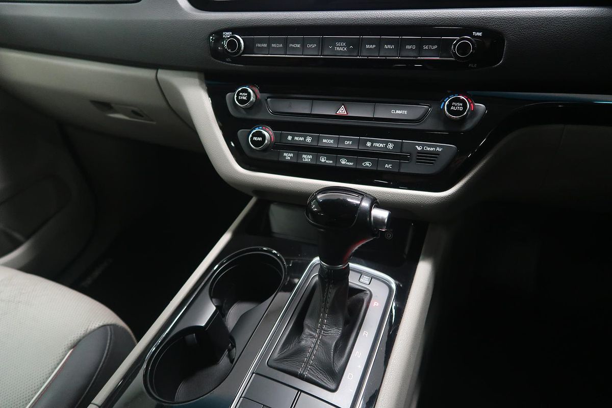 2015 Kia Carnival SLi YP