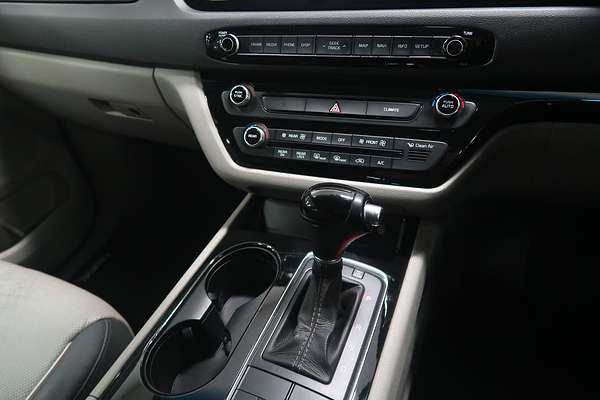 2015 Kia Carnival SLi YP