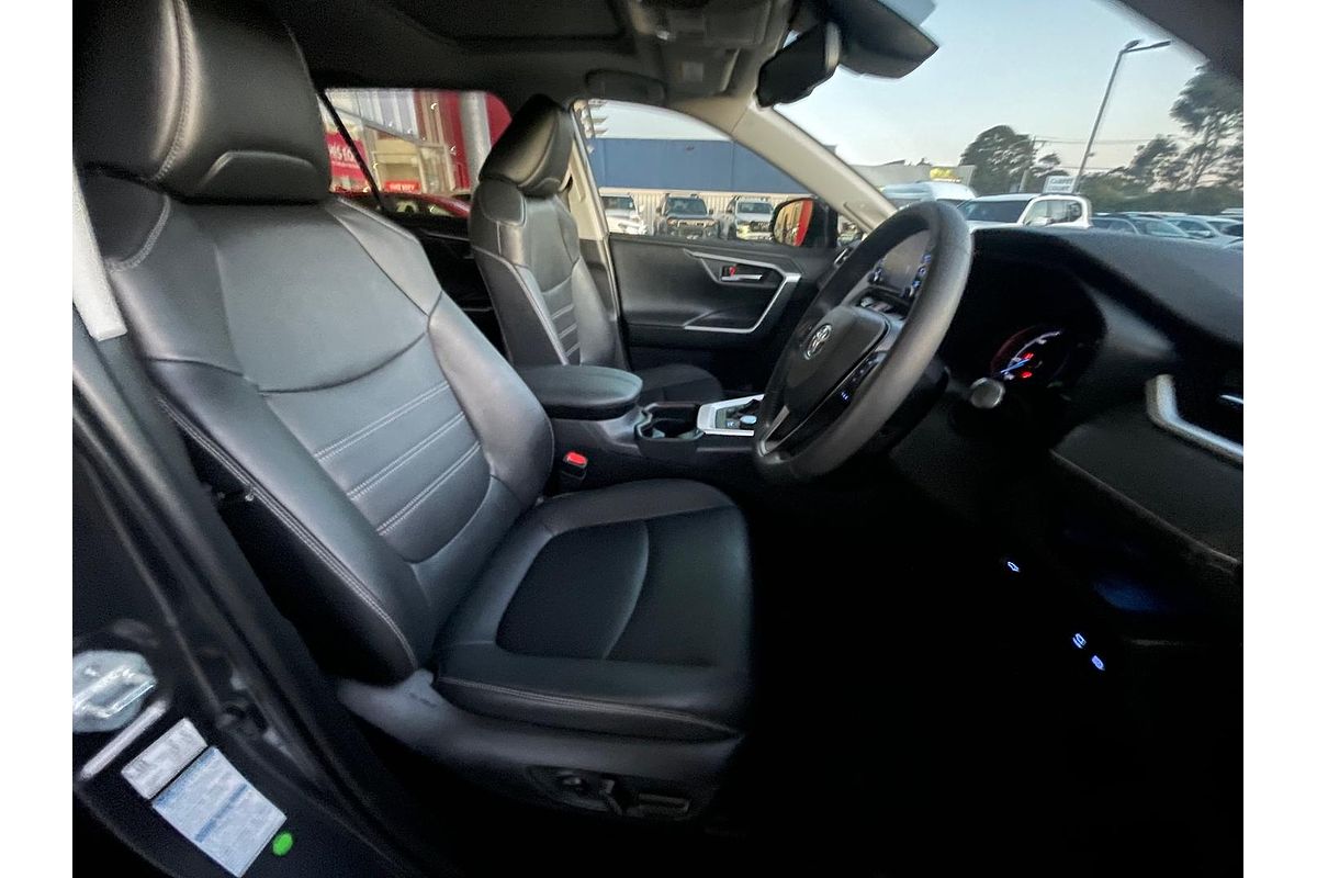 2020 Toyota RAV4 Cruiser AXAH54R