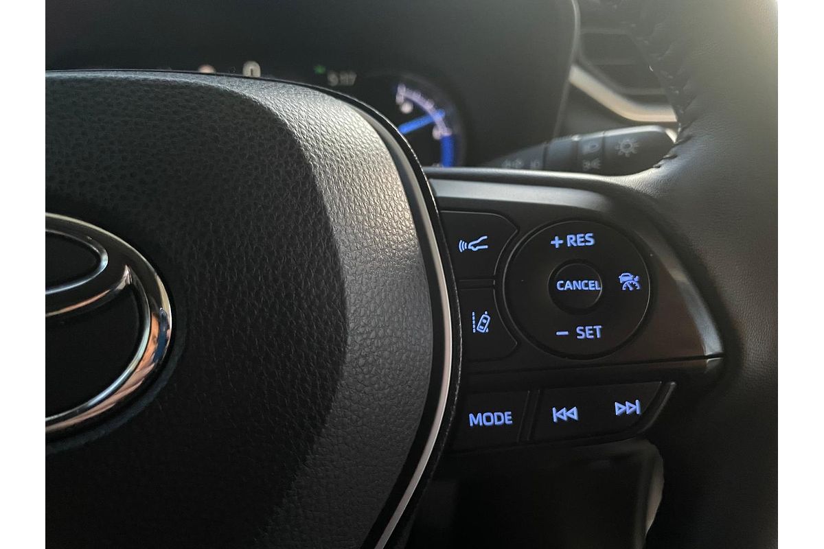 2020 Toyota RAV4 Cruiser AXAH54R
