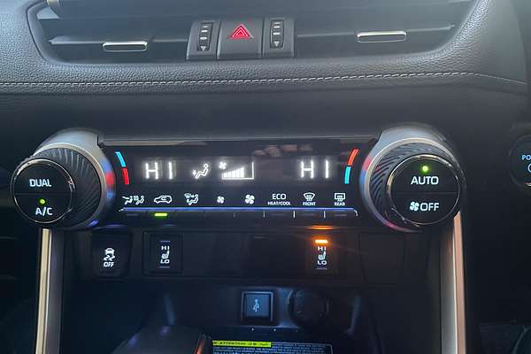 2020 Toyota RAV4 Cruiser AXAH54R