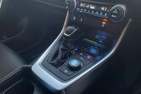 2020 Toyota RAV4 Cruiser AXAH54R
