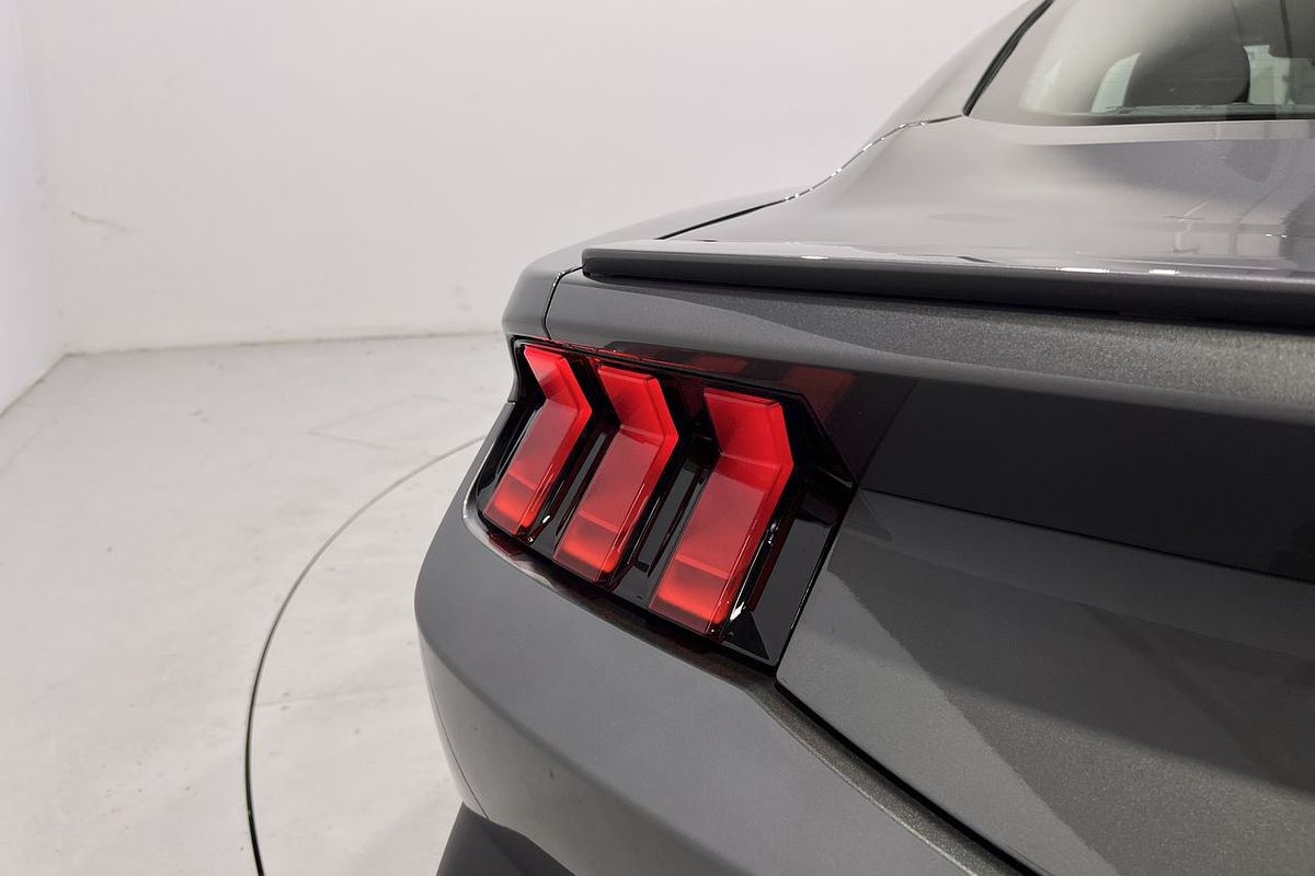 2025 Ford Mustang Ecoboost FO