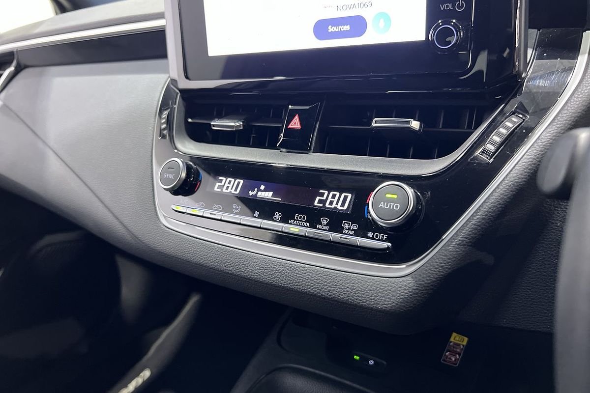 2023 Toyota Corolla SX Hybrid ZWE219R