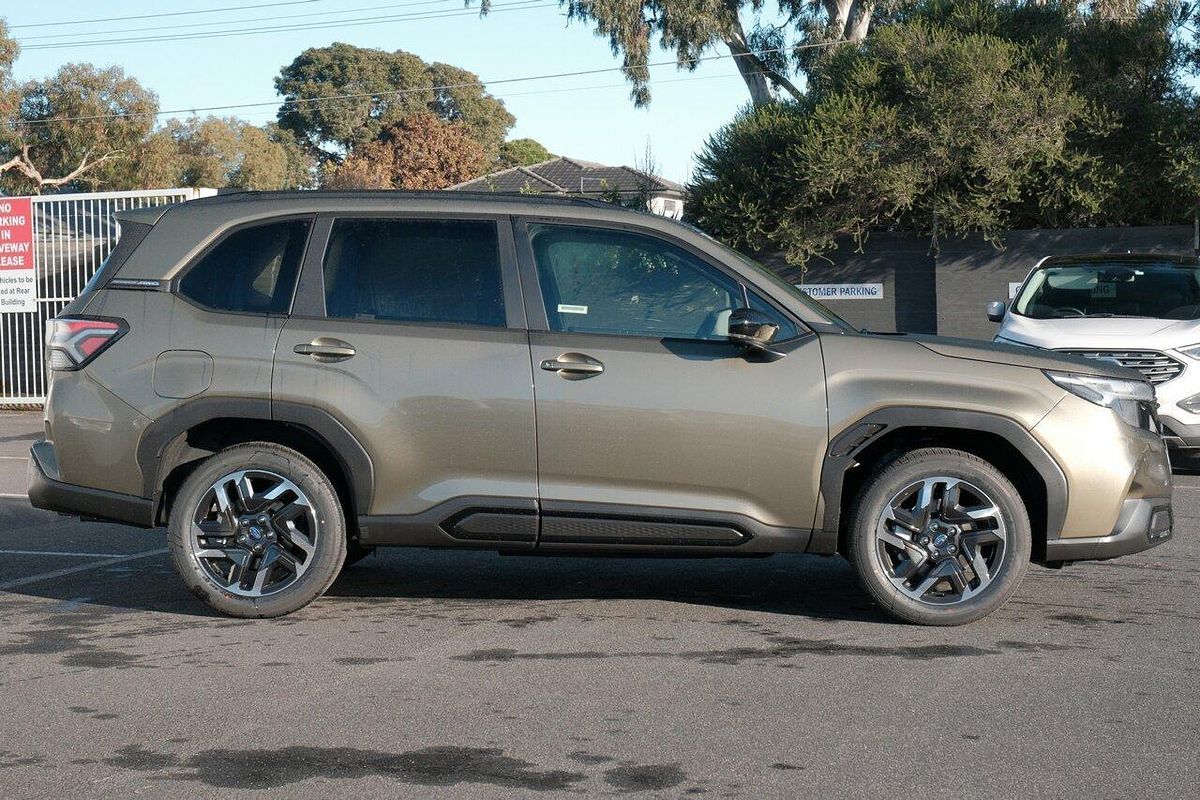 2025 Subaru Forester Touring S6