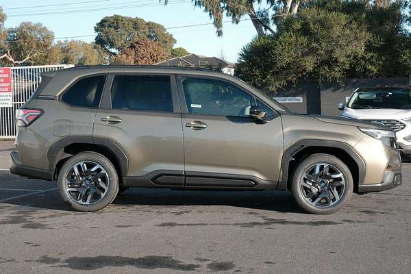 2025 Subaru Forester Touring S6