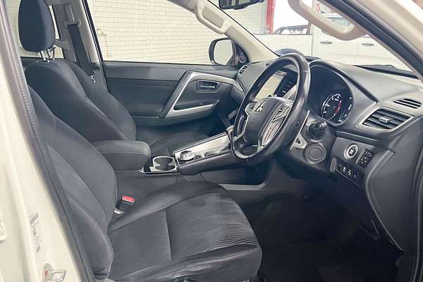 2022 Mitsubishi Pajero Sport GLS QF