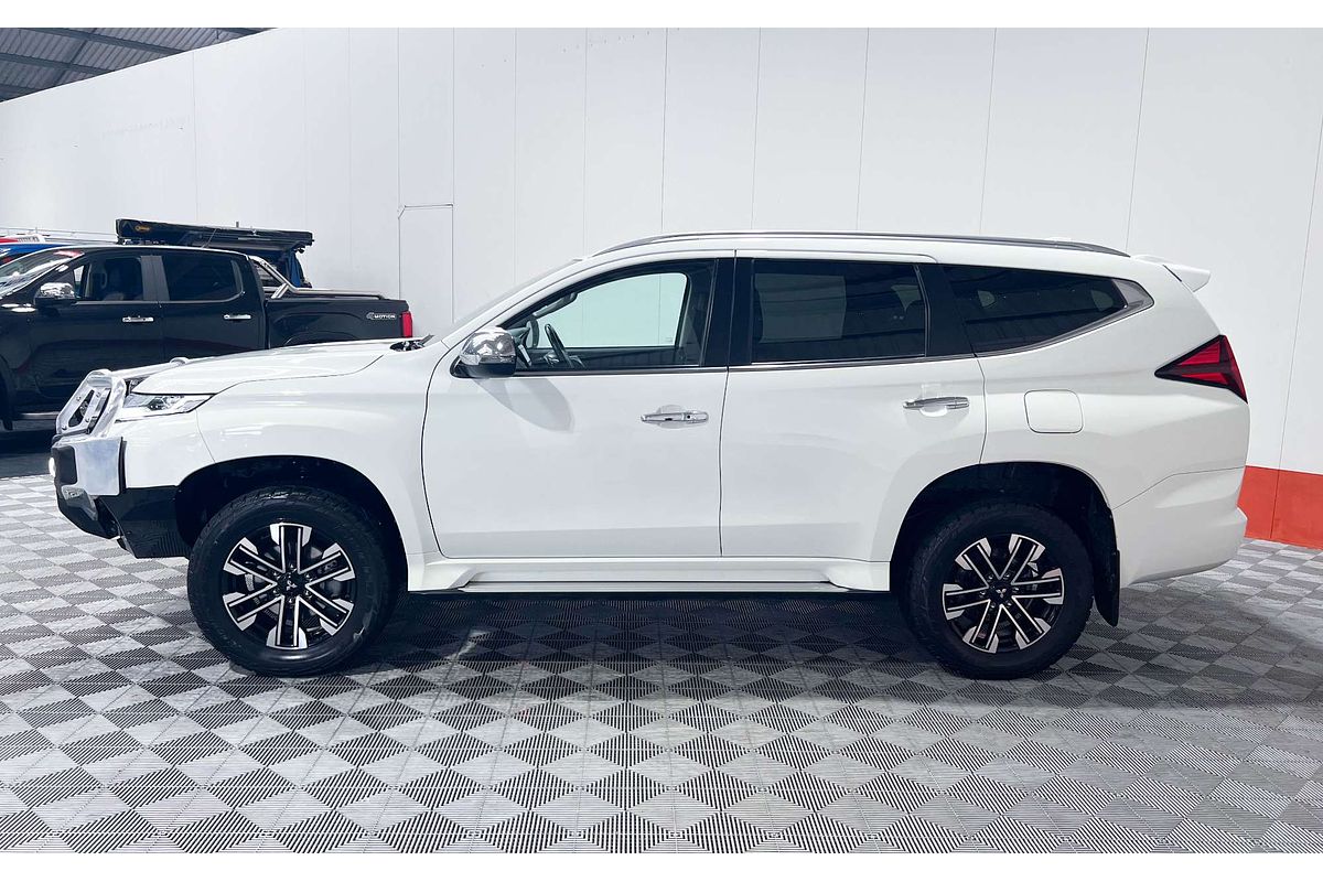 2022 Mitsubishi Pajero Sport GLS QF