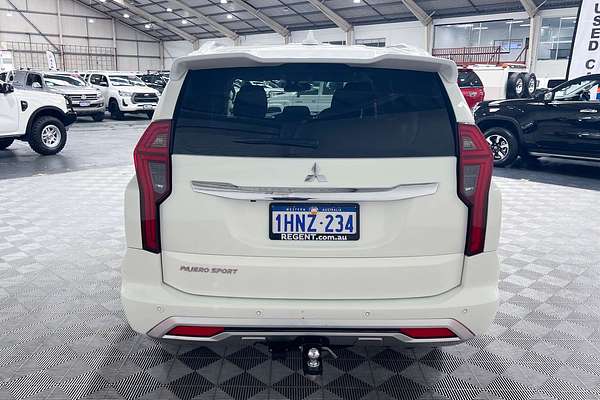 2022 Mitsubishi Pajero Sport GLS QF