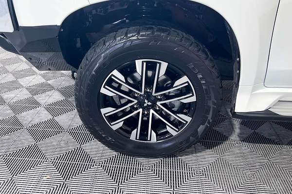 2022 Mitsubishi Pajero Sport GLS QF