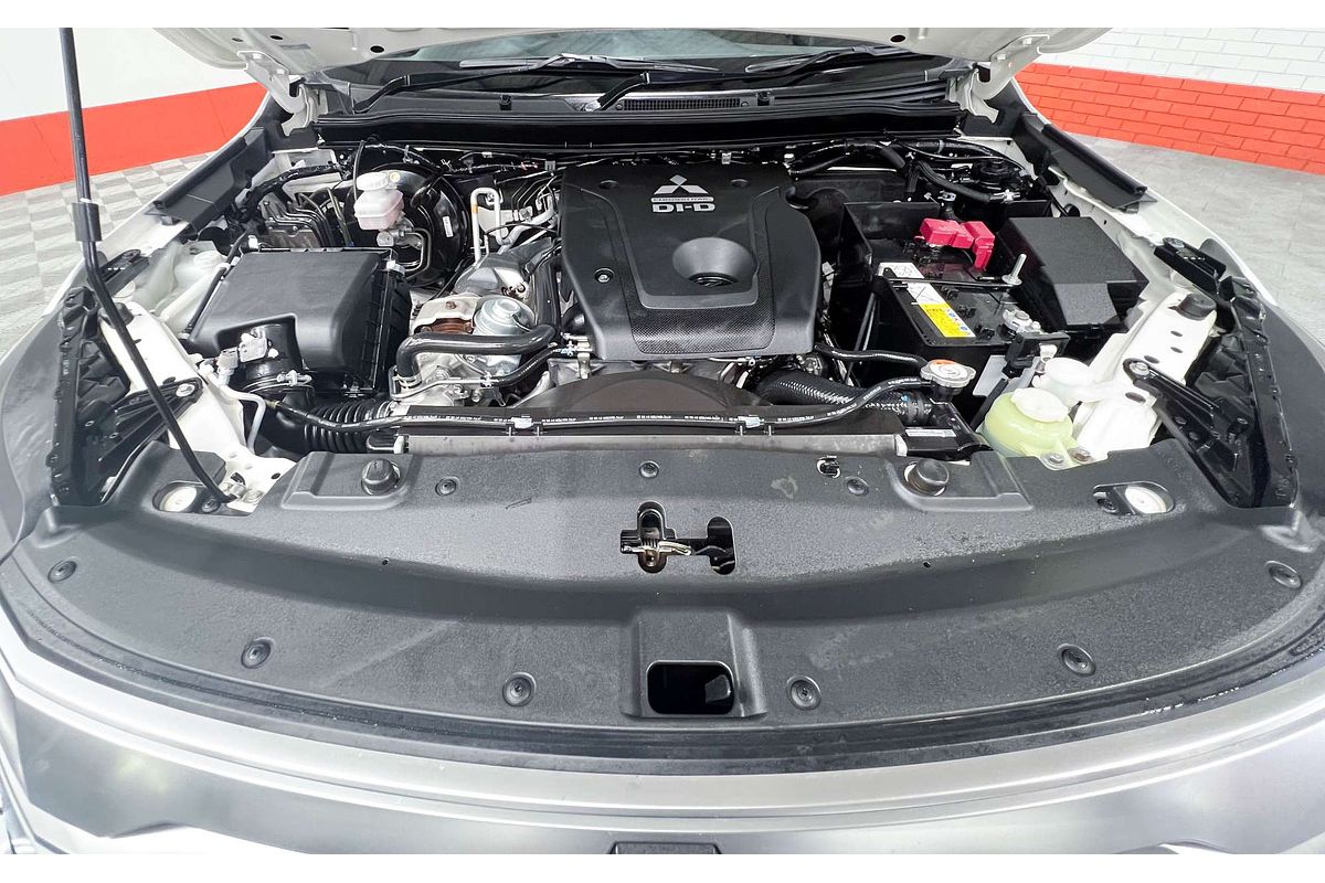 2022 Mitsubishi Pajero Sport GLS QF