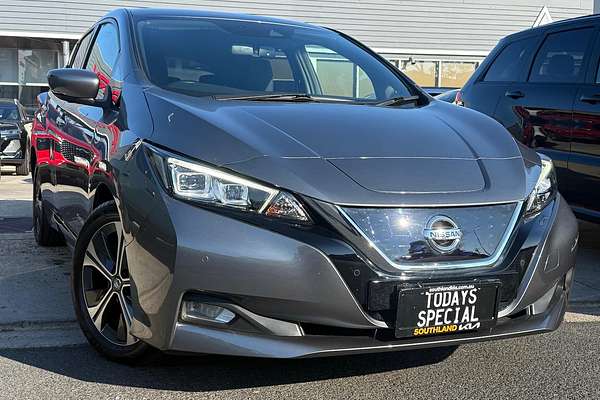 2020 Nissan LEAF ZE1