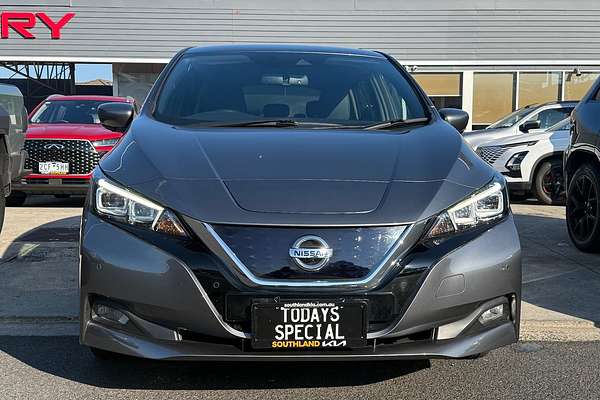 2020 Nissan LEAF ZE1