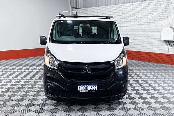 2020 Mitsubishi Express GLX SN SWB