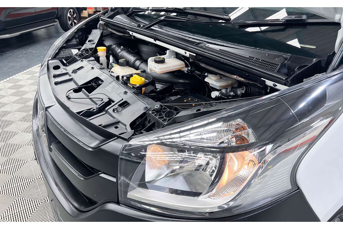 2020 Mitsubishi Express GLX SN SWB