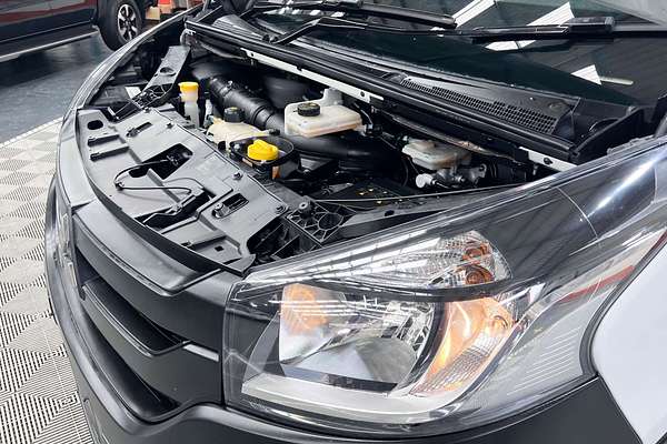 2020 Mitsubishi Express GLX SN SWB