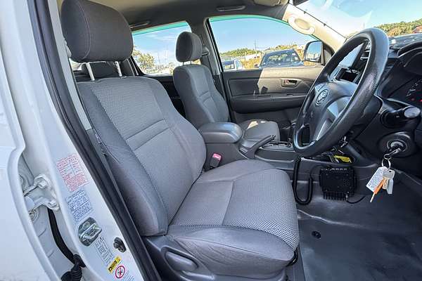 2013 Toyota Hilux SR KUN26R 4X4
