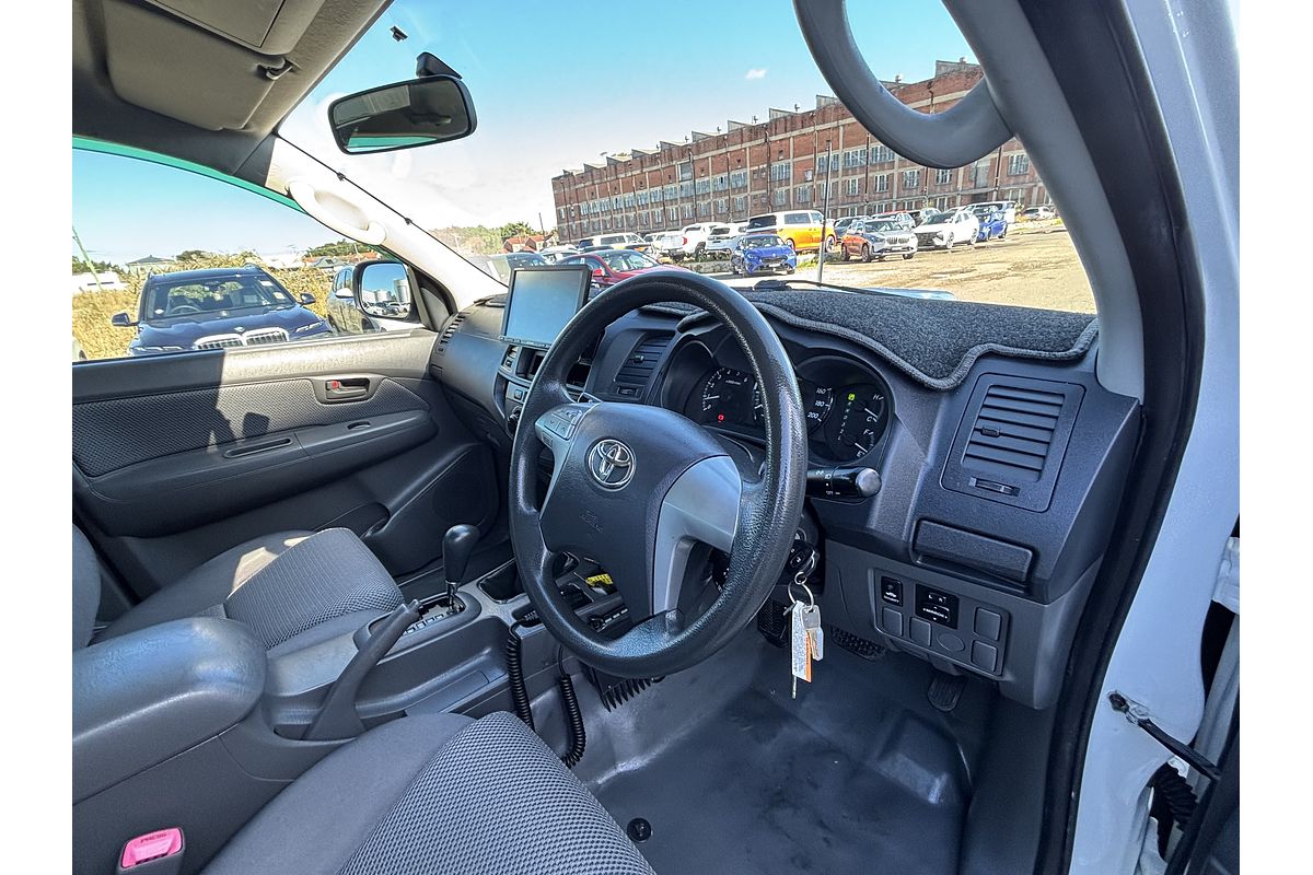 2013 Toyota Hilux SR KUN26R 4X4