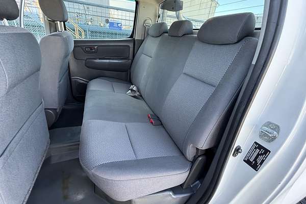 2013 Toyota Hilux SR KUN26R 4X4
