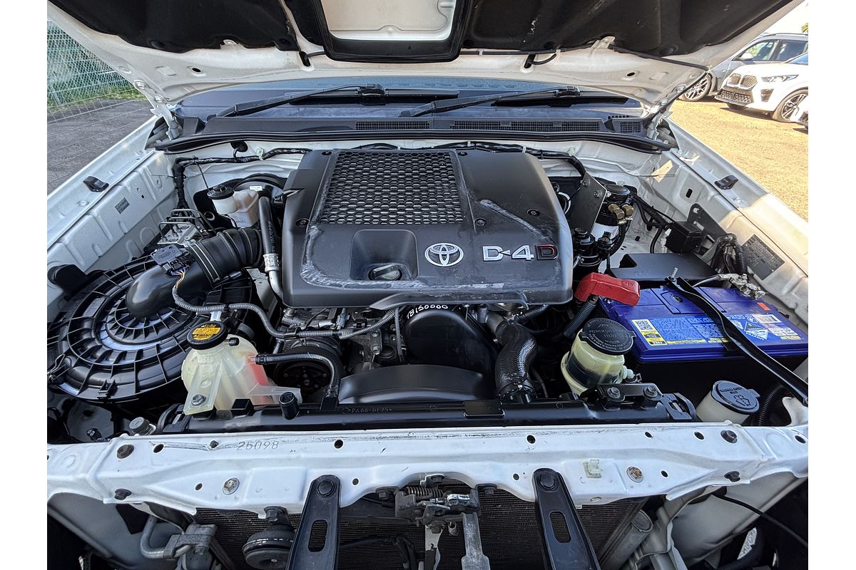 2013 Toyota Hilux SR KUN26R 4X4
