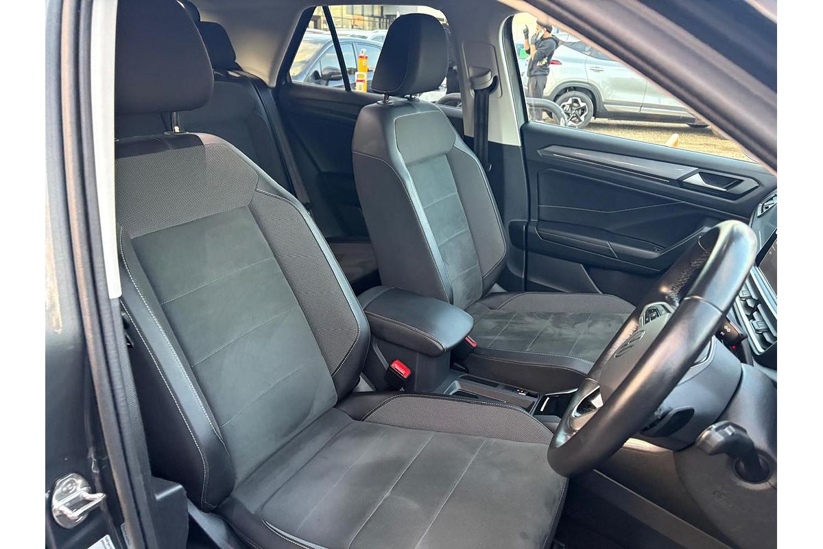 2023 Volkswagen T-Roc 110TSI Style D11