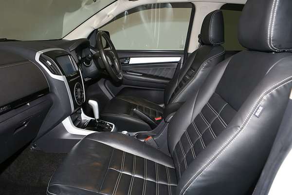 2017 Isuzu MU-X LS-T