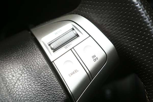 2017 Isuzu MU-X LS-T