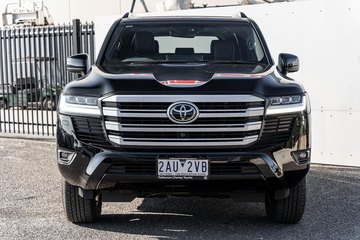 2024 Toyota Landcruiser VX FJA300R