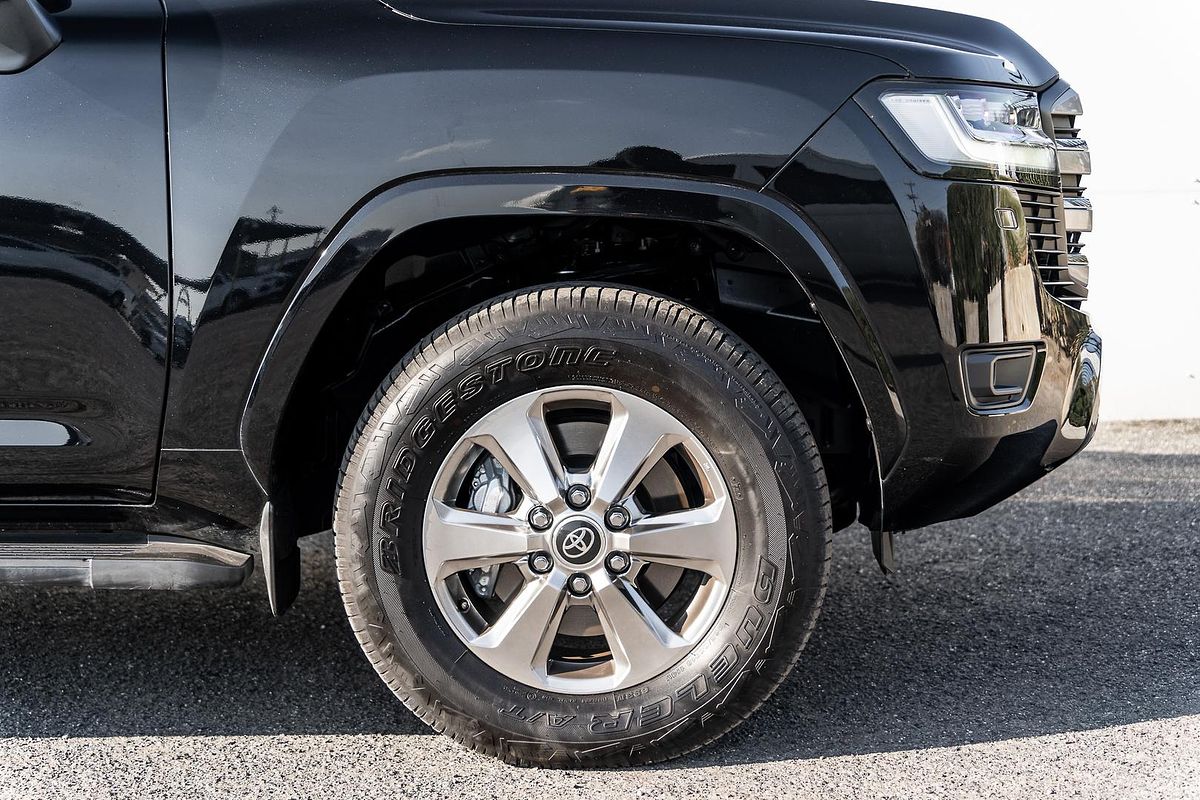 2024 Toyota Landcruiser VX FJA300R