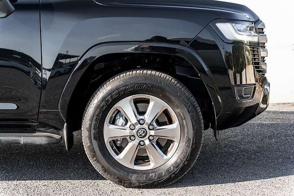 2024 Toyota Landcruiser VX FJA300R