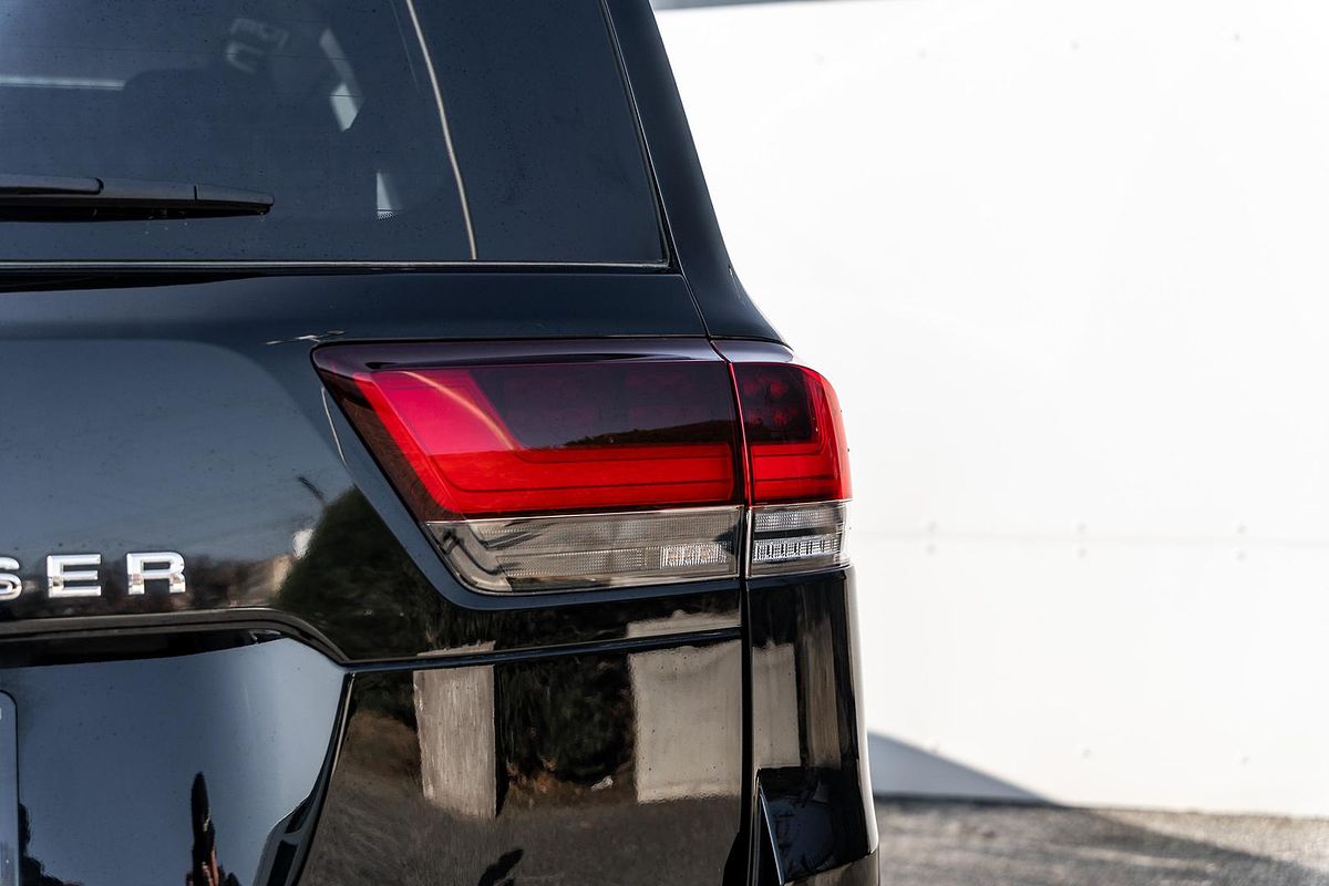 2024 Toyota Landcruiser VX FJA300R