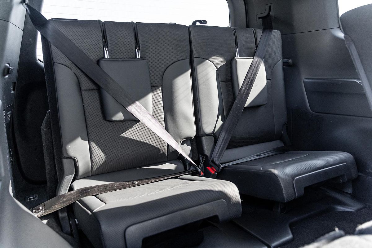 2024 Toyota Landcruiser VX FJA300R