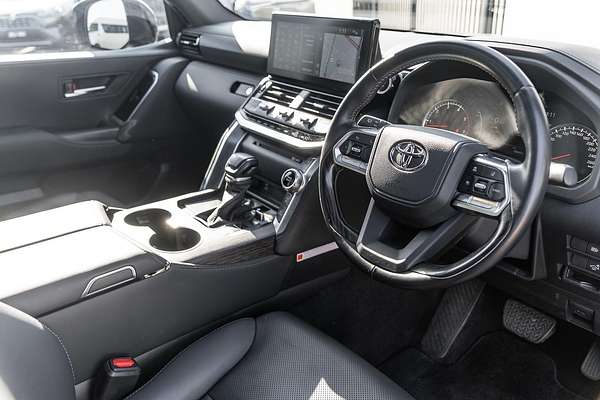 2024 Toyota Landcruiser VX FJA300R