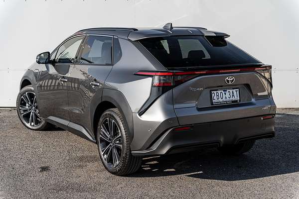 2024 Toyota bZ4X YEAM15R