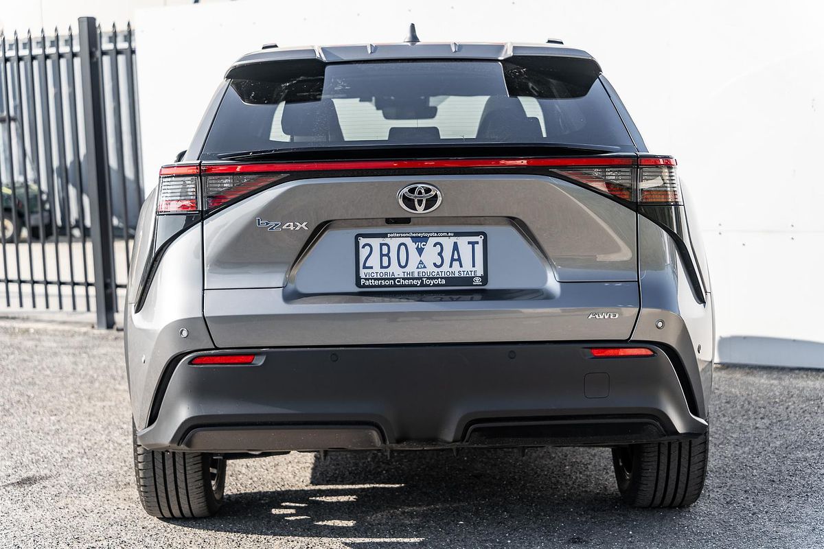 2024 Toyota bZ4X YEAM15R