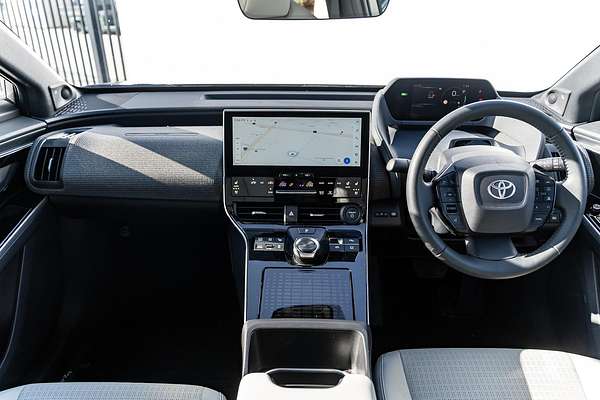 2024 Toyota bZ4X YEAM15R