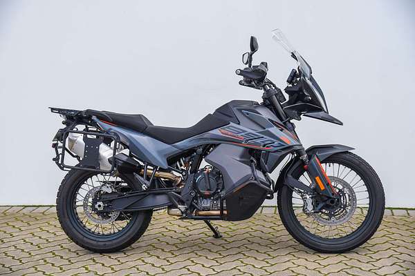 2021 KTM 890 Adventure