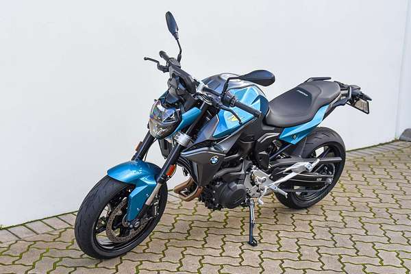 2025 BMW F 900 R F 900