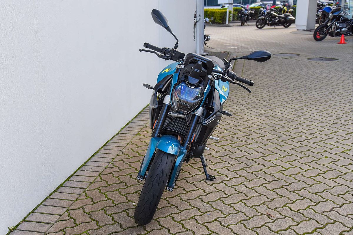 2025 BMW F 900 R F 900