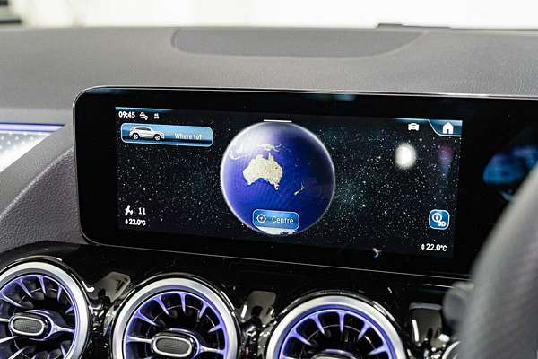 2025 Mercedes-Benz GLA-Class GLA200 H247