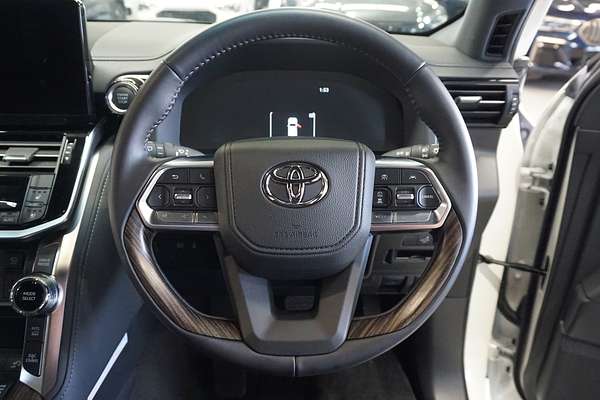 2025 Toyota Landcruiser VX FJA300R