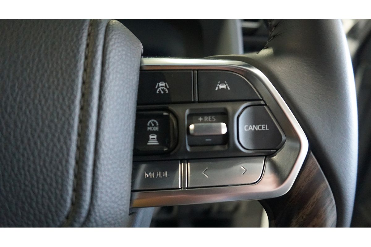2025 Toyota Landcruiser VX FJA300R