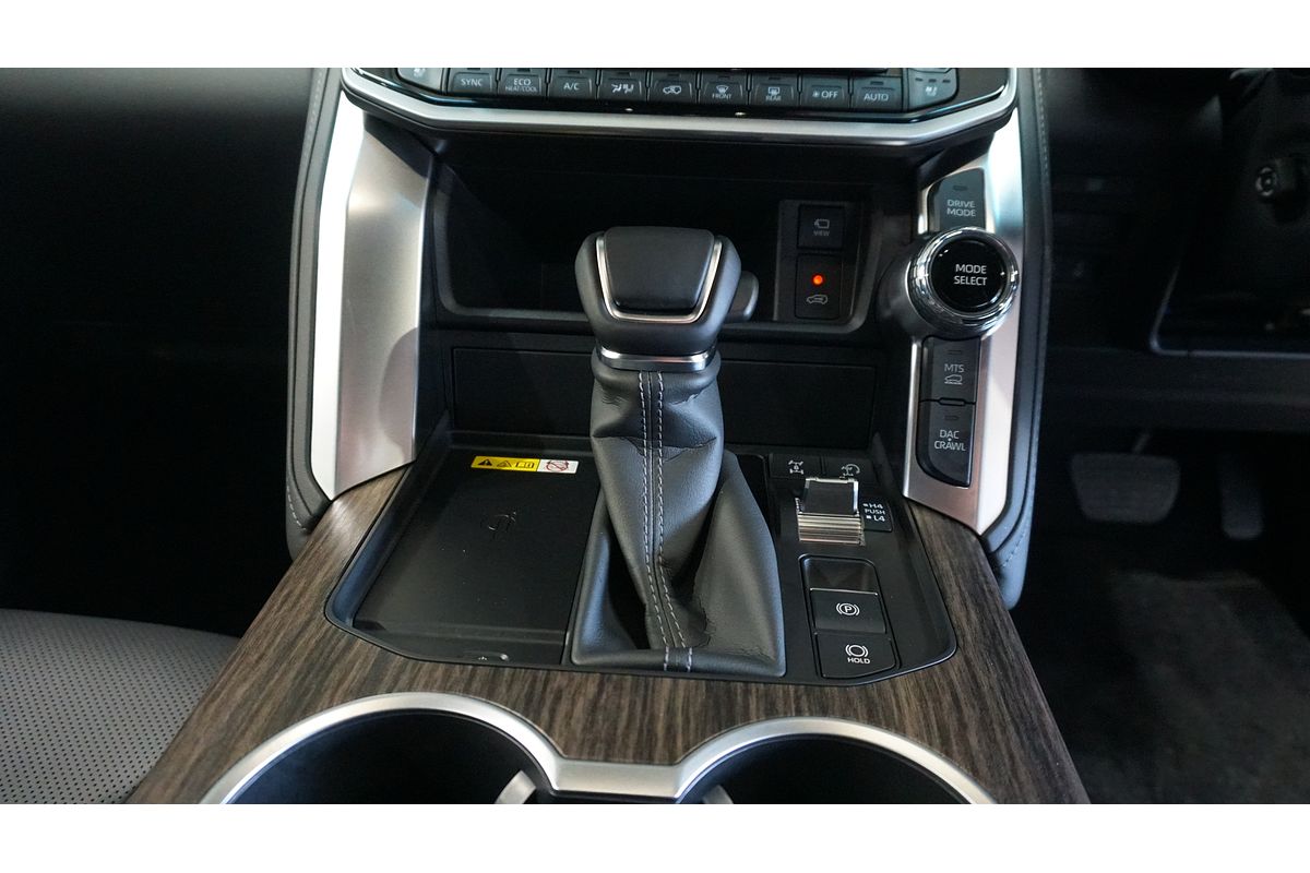 2025 Toyota Landcruiser VX FJA300R