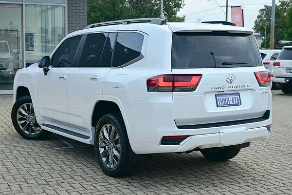 2022 Toyota Landcruiser Sahara ZX FJA300R