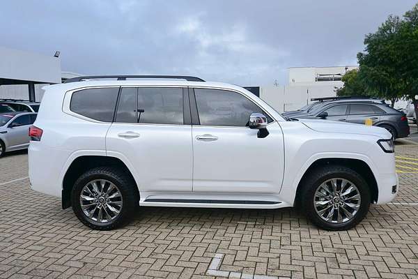 2022 Toyota Landcruiser Sahara ZX FJA300R