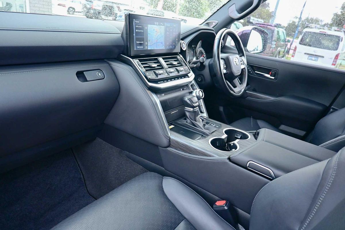 2022 Toyota Landcruiser Sahara ZX FJA300R