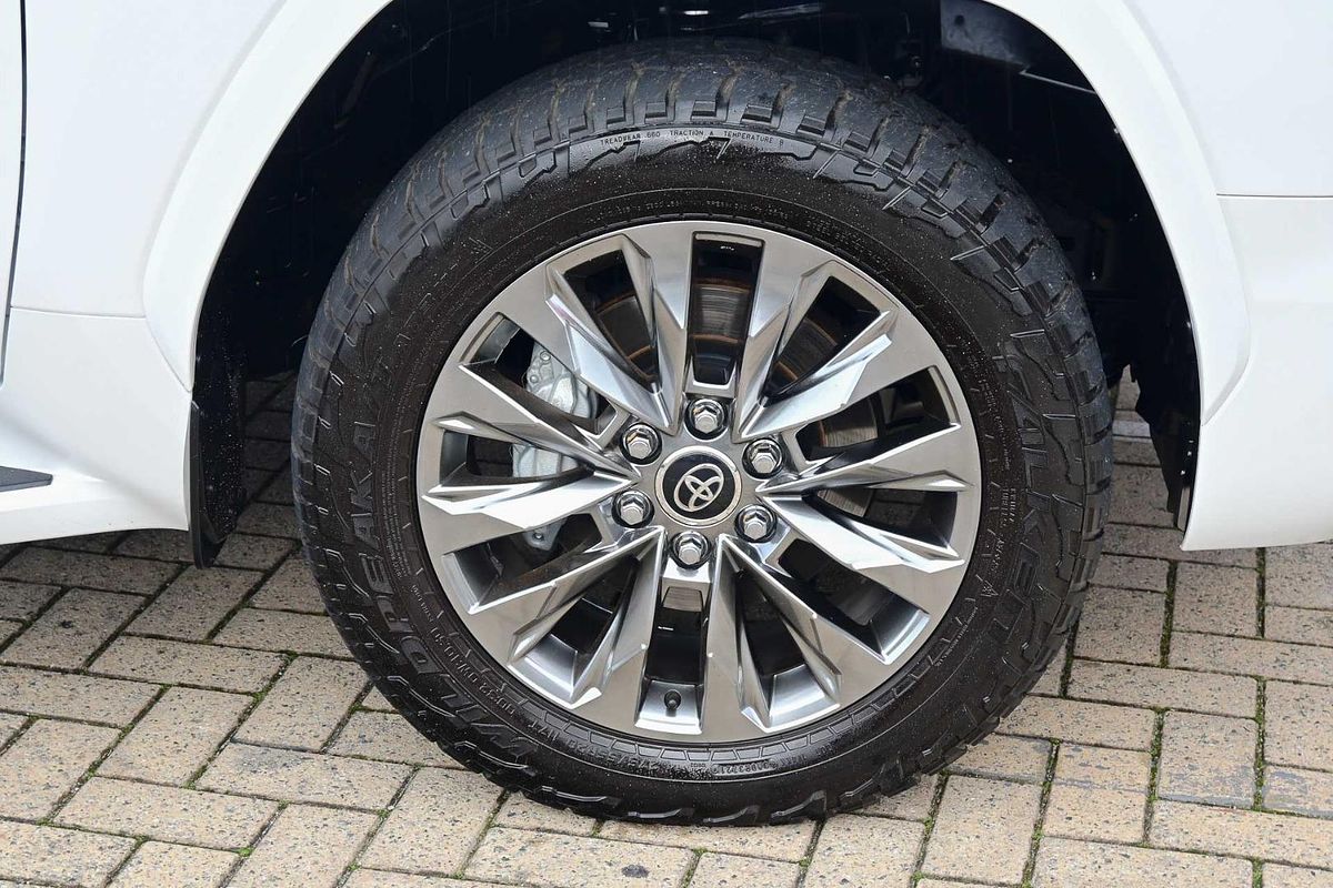 2022 Toyota Landcruiser Sahara ZX FJA300R